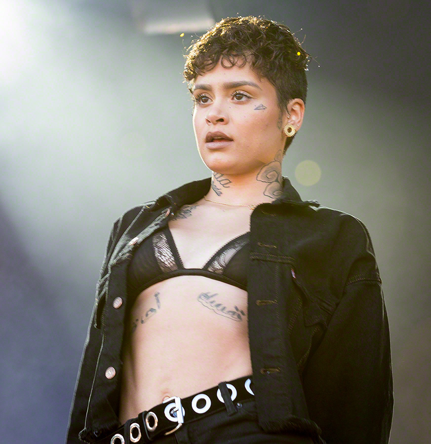 Kehlani på scenen under Stavernfestivalen