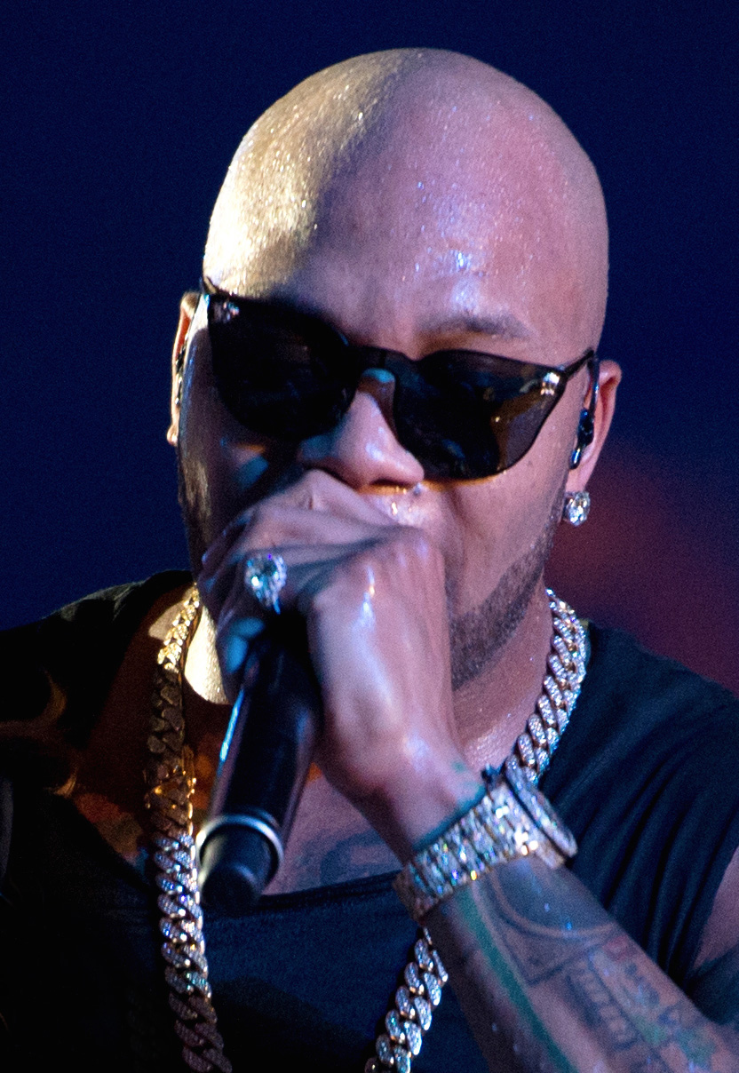 Flo Rida live