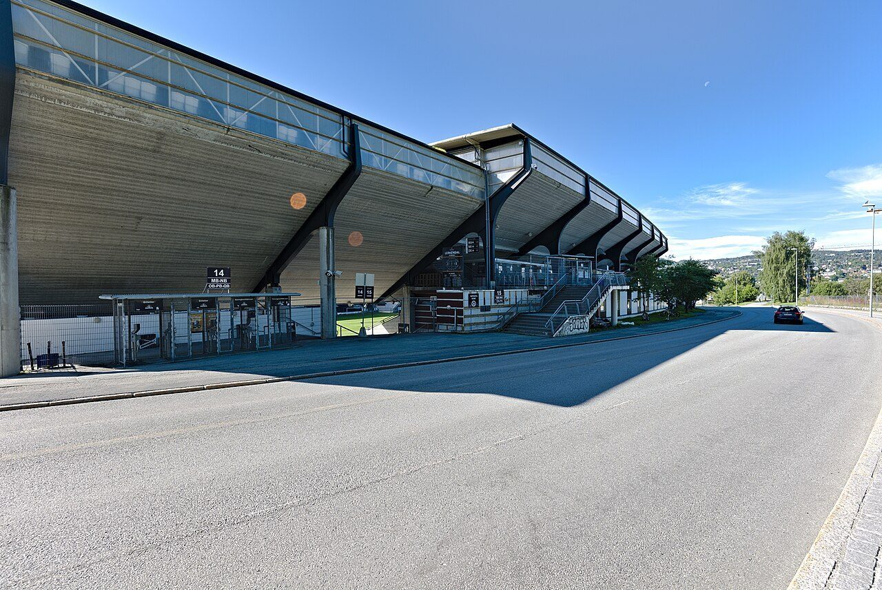 Lerkendal stadion i Trondheim sett utenfra