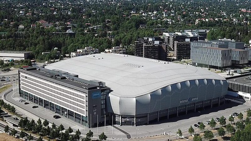 Unity Arena (tidligere Telenor Arena) på Fornebu sett fra luften