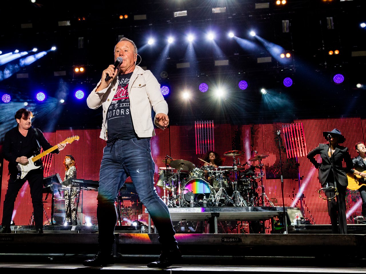 Simple Minds live på scenen